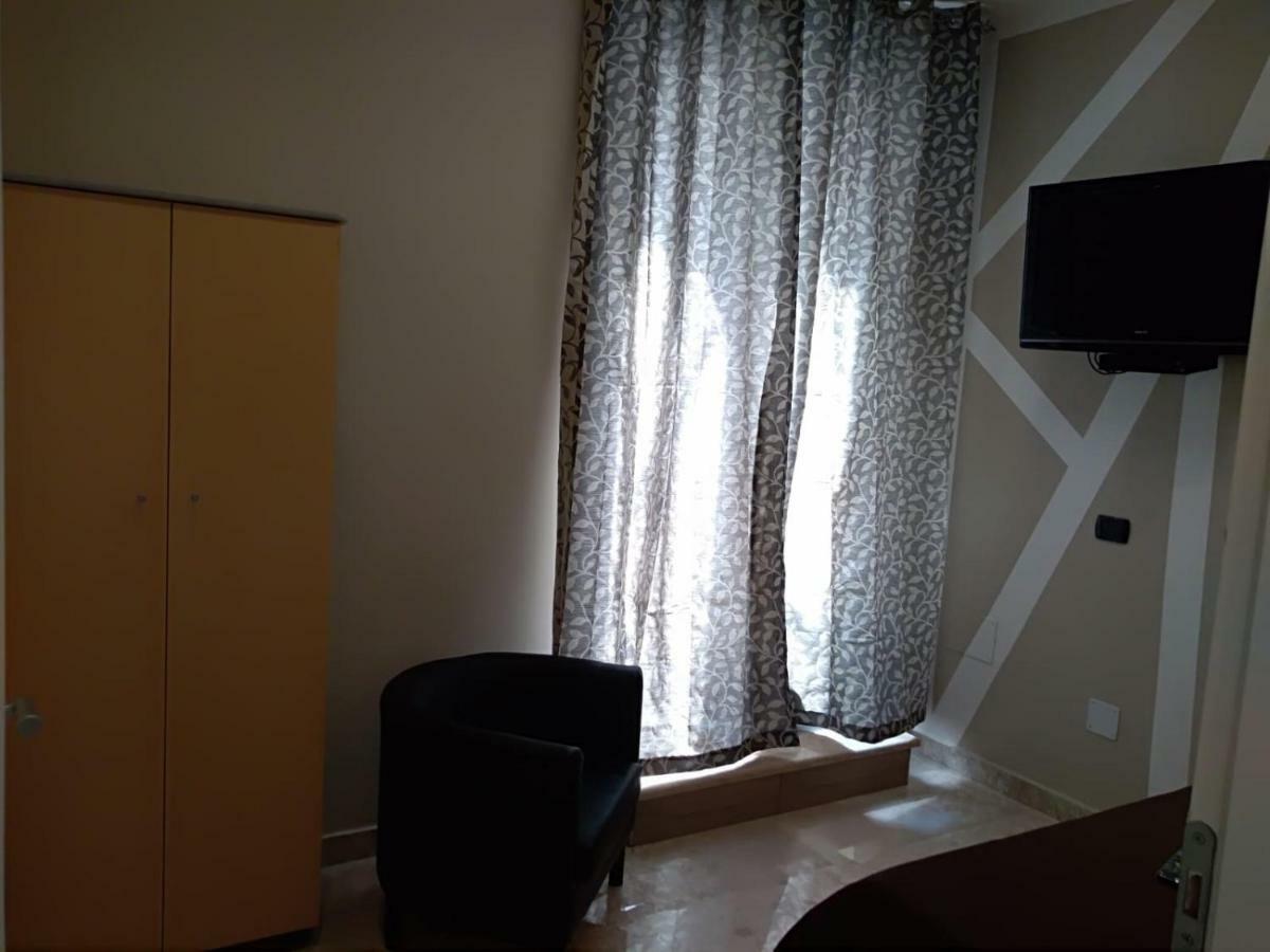 Battipaglia Centro Bed & Breakfast Luaran gambar