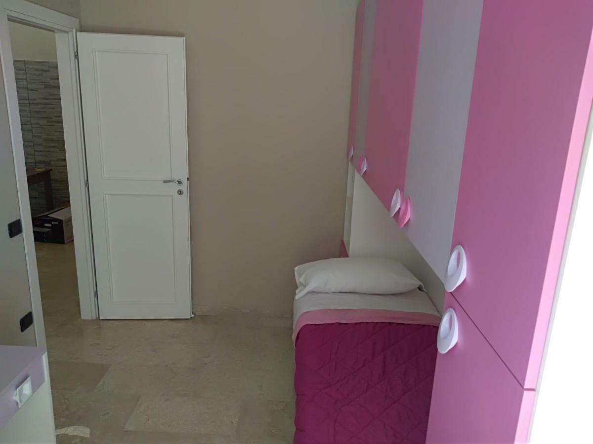 Battipaglia Centro Bed & Breakfast Luaran gambar