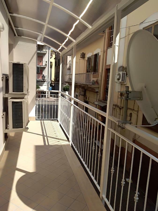 Battipaglia Centro Bed & Breakfast Luaran gambar